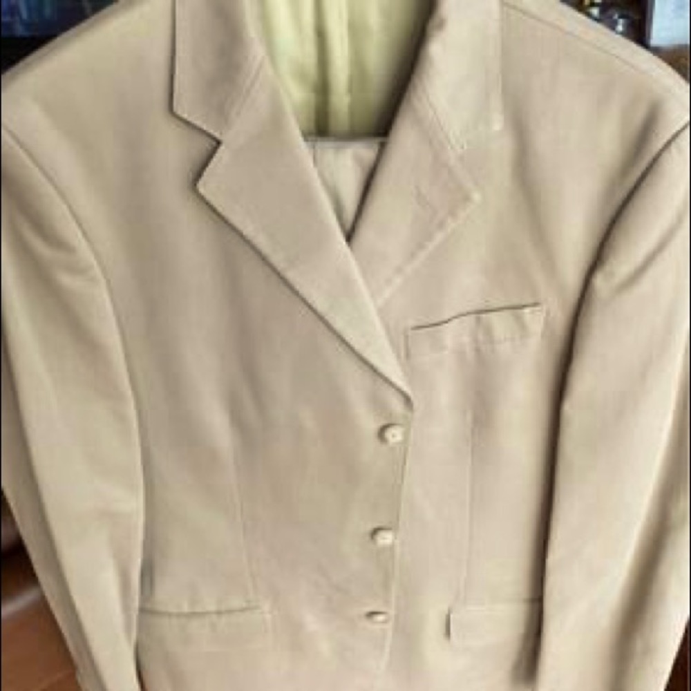 Men’s Italian cotton Khaki suit 42R
